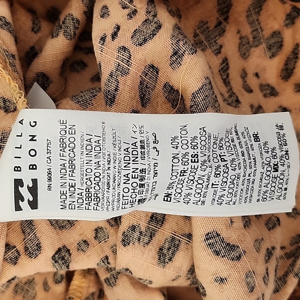 Billabong Women's Paradise Leopard Print Puff Sleeve Mini Dress Brown Size Med - Picture 16 of 16